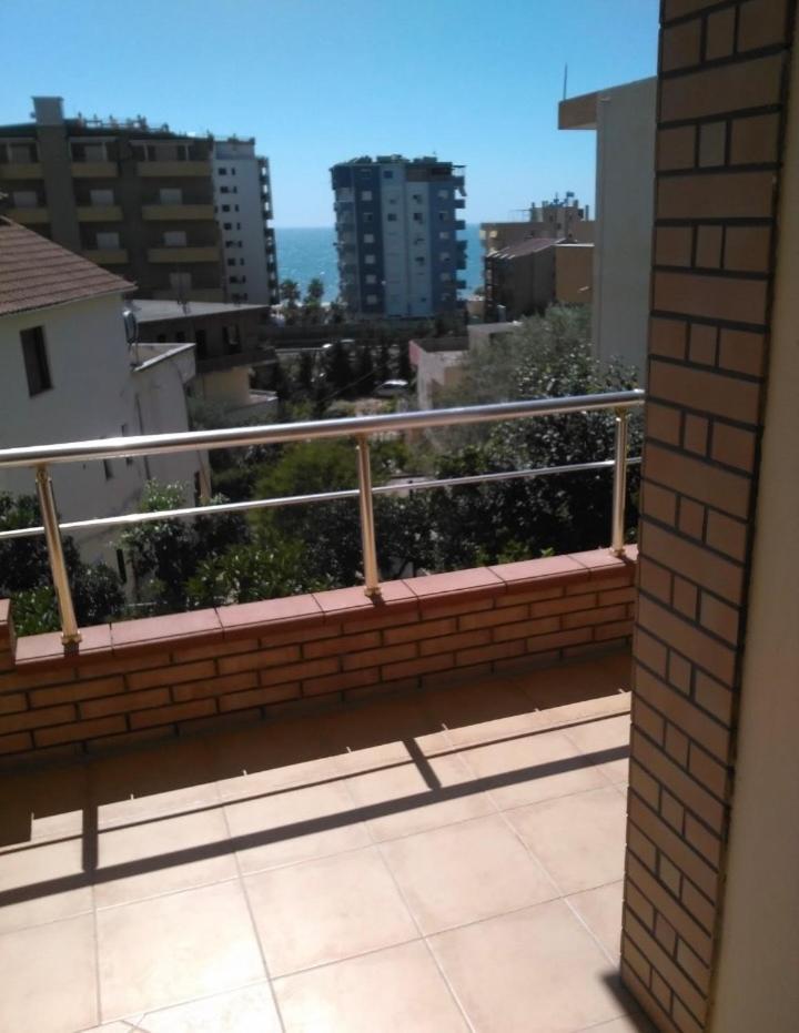 Vila Mina Durrës Esterno foto